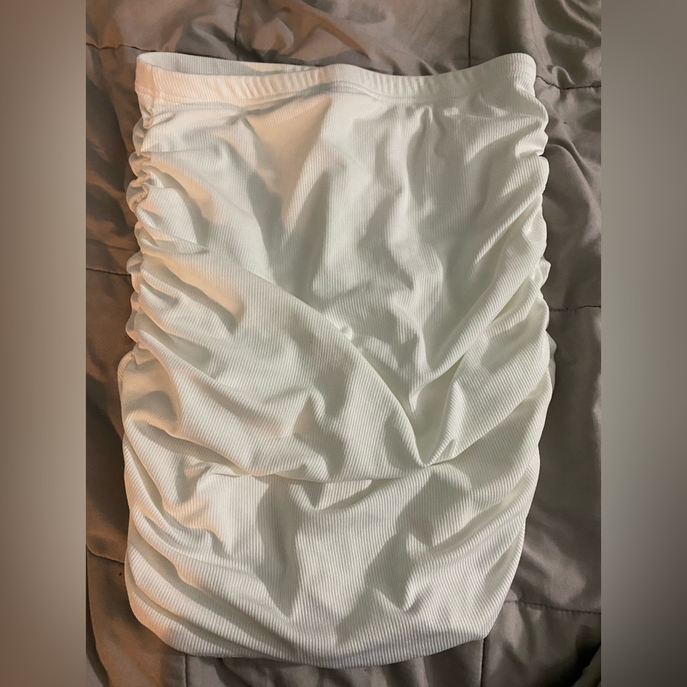 Size m shein white ruched mini skirt